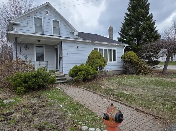 16 Western Avenue, East Millinocket, ME 04430