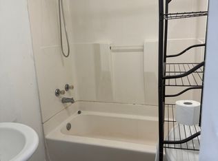2069 Halstead Ave APT 2, Lakewood, OH 44107