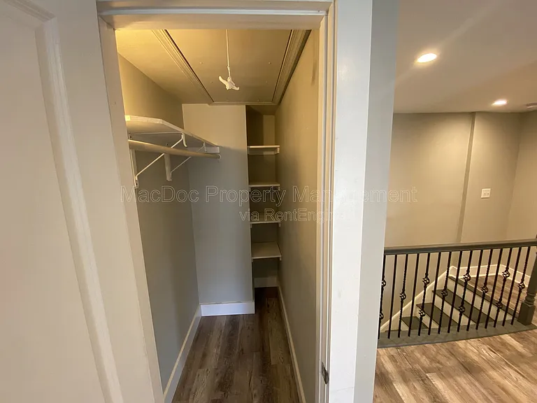 1115 Winchester St #C — Photo 18