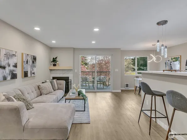 15210 Macadam Road S #E-206, Tukwila, WA 98188