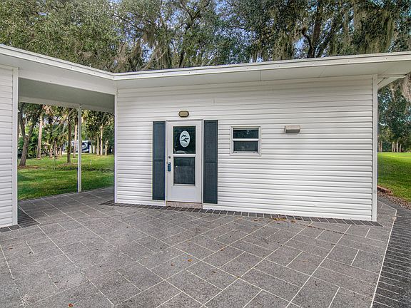 5th image of 322 Plantation Dr
