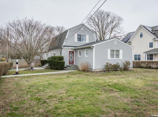 171 Kensington Ave, Bayport, NY 11705