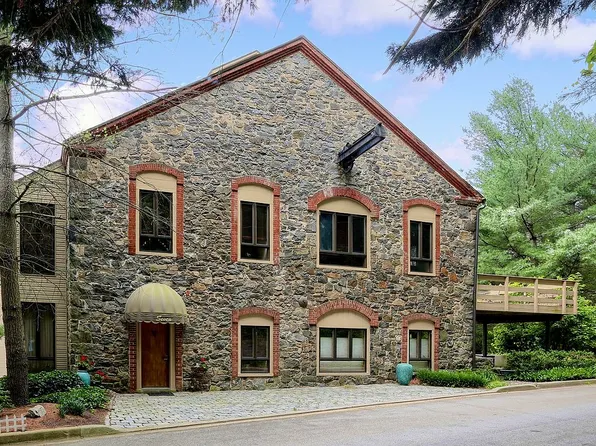 1706 N Park Dr #B7, Wilmington, DE 19806