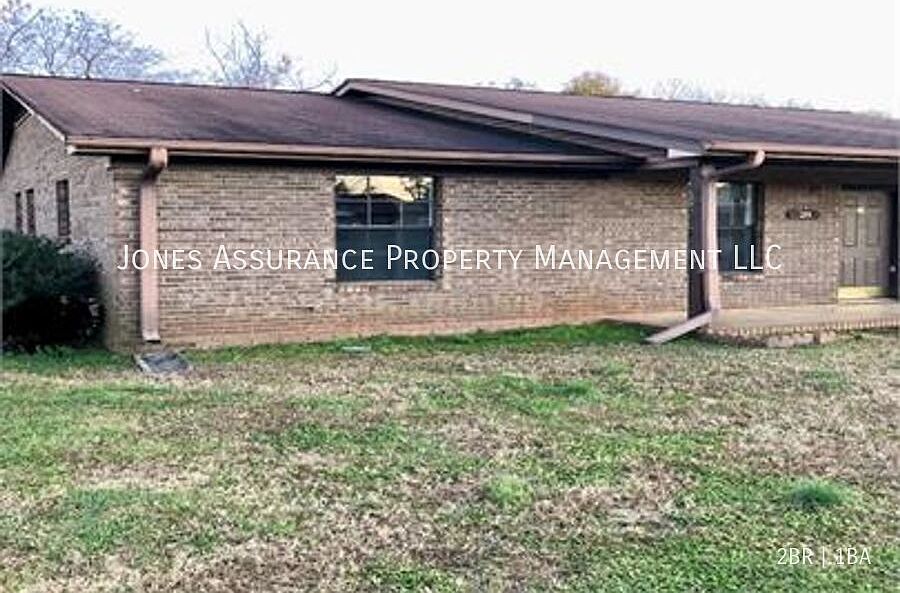 1st image of 28 Katie Dr
