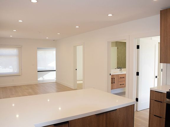 2nd image of 317 Ocean Park Blvd #321