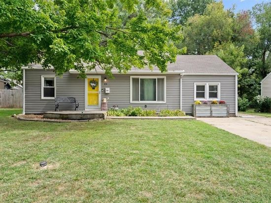 408 S Church St, Olathe, KS 66061