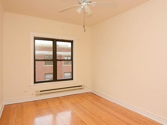 3rd image of 817 W Waveland Ave APT 3N