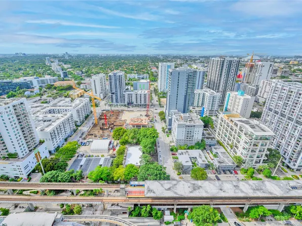 1111 SW 1st Ave #3625, Miami, FL 33130