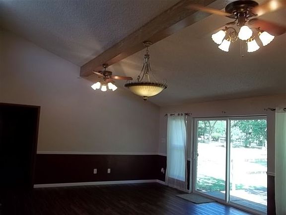 4th image of 94 Mills Dr