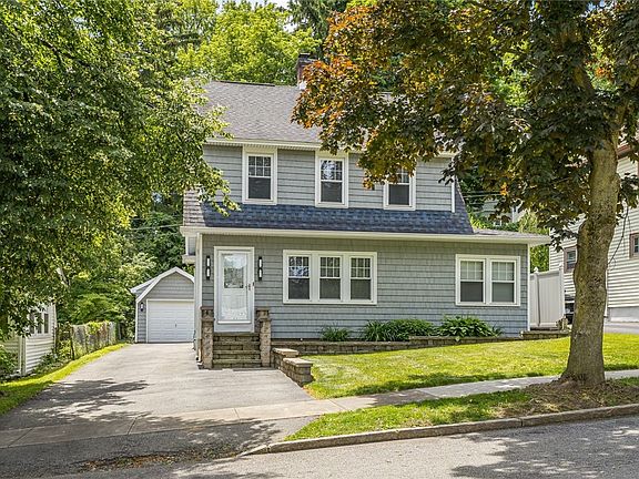 2nd image of 43 Harding Rd