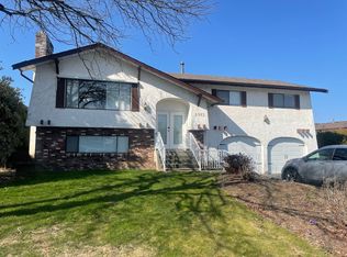 6613 Greenmount St, Chilliwack, BC V2R 1L9