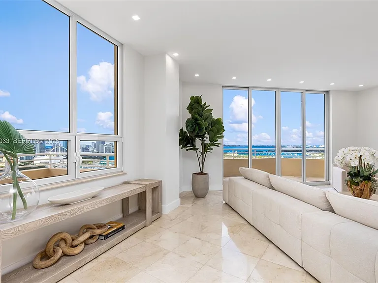 808 Brickell Key Dr #3901 — Photo 7