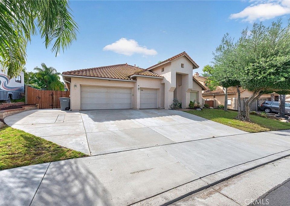 1st image of 35584 Larkspur Dr