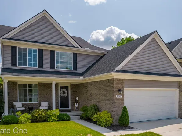 19387 Granger Dr, Brownstown, MI 48174