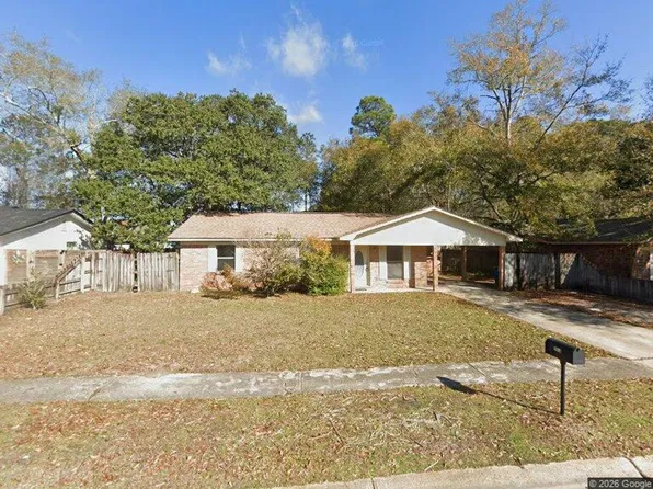 2814 Lawnwood Dr, Ocean Springs, MS 39564