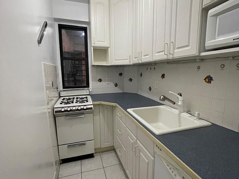 1st image of 208 E 28th St APT 2F