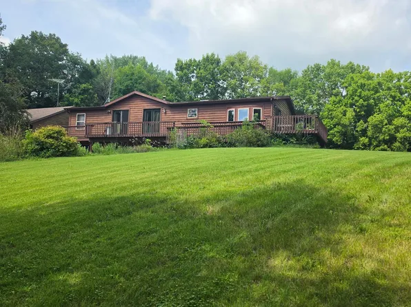 37849 Hillside Dr, Saint Peter, MN 56082