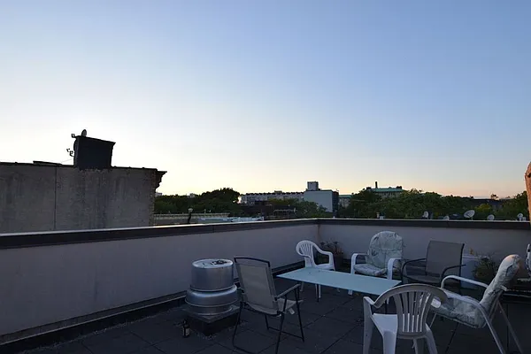 Rented by TheRealEstateCompany.com LLC | media 83