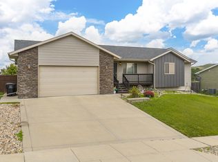 872 Cobalt Dr, Rapid City, SD 57701