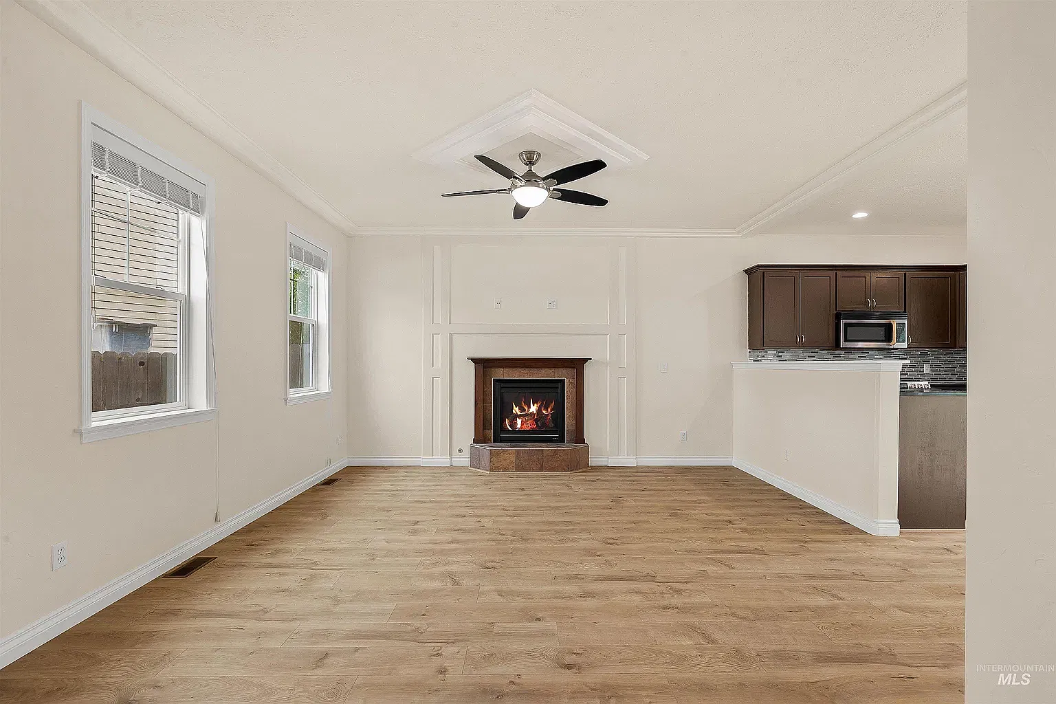 3 bed, 1404 sqft, $2,500 — Photo 4