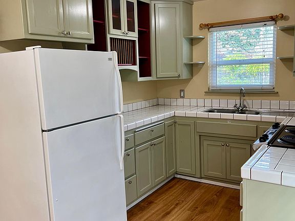 5th image of 3300 San Carlos Way