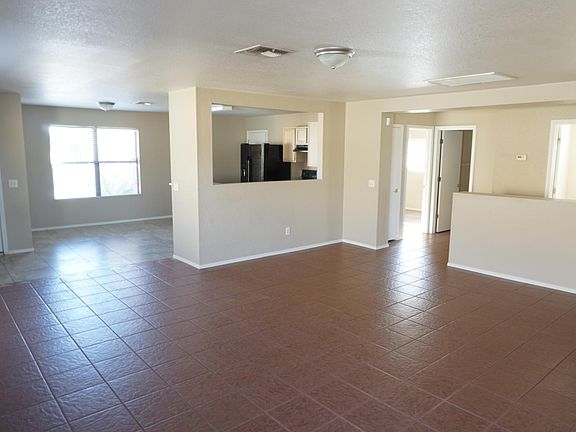 4th image of 1696 W Summer Dawn Dr