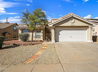 1221 Amber Morgan Dr, El Paso, TX 79936