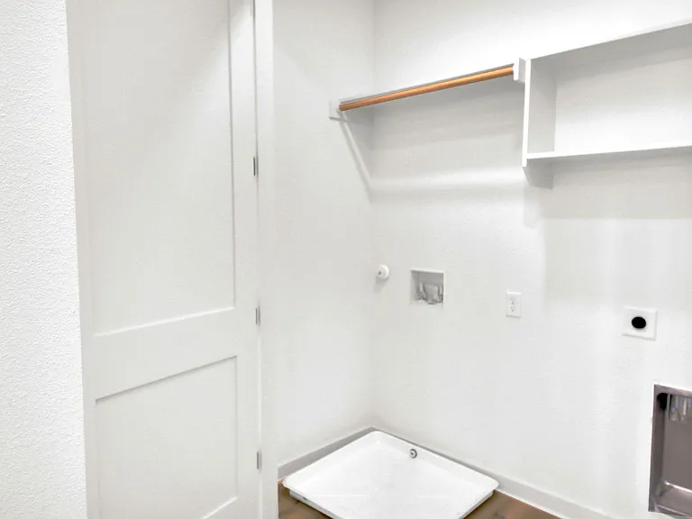 7208 Providence Ave #3A — Photo 27