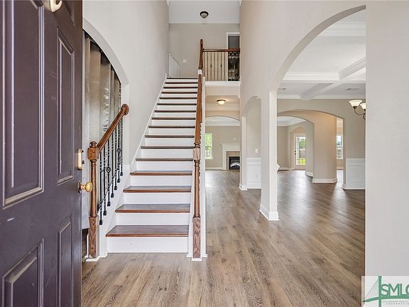 4th image of this home
