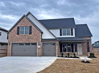 1511 Pack Cv, Lowell, AR 72745