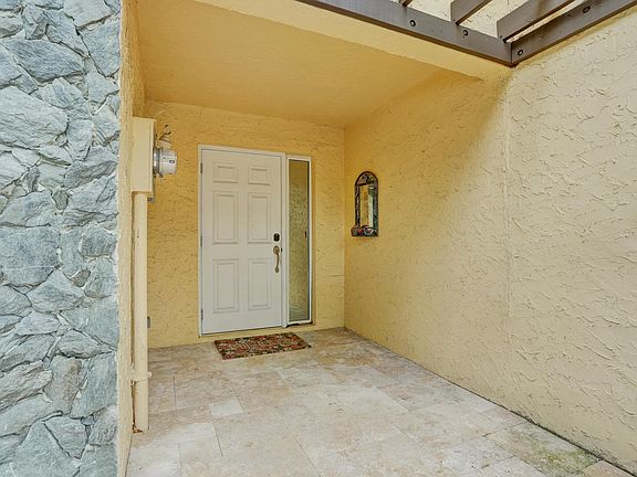 4th image of 1122 NW 79th Drive