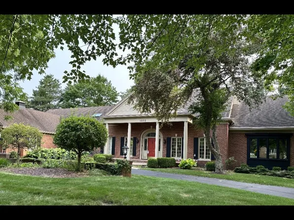 1373 Foxcroft Rd, East Lansing, MI 48823