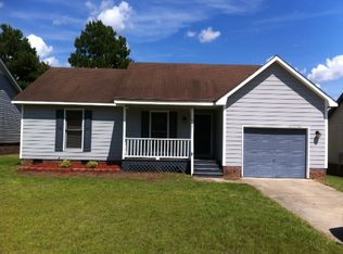 612 Jennings Farm Rd, Fayetteville, NC 28314