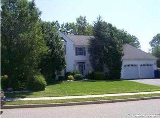 252 Oak Forest Dr, Brick, NJ 08724