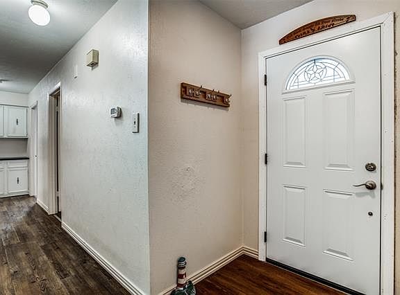 4th image of 1100 Roaring Springs Dr