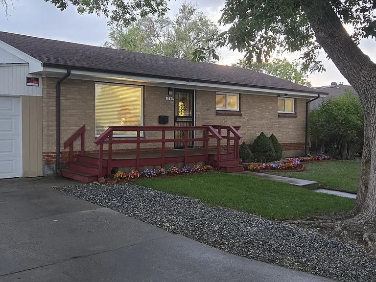 1345 Troy St — Photo 1