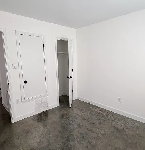 801 Goodwyn St — Photo 9