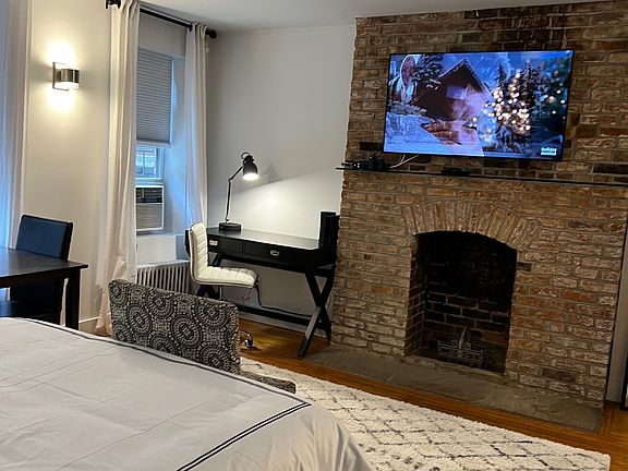 2nd image of 334 E 59th St #1