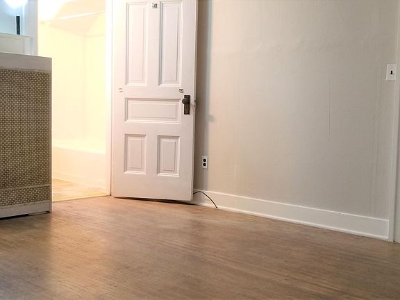 4th image of 348 Goundry St #3