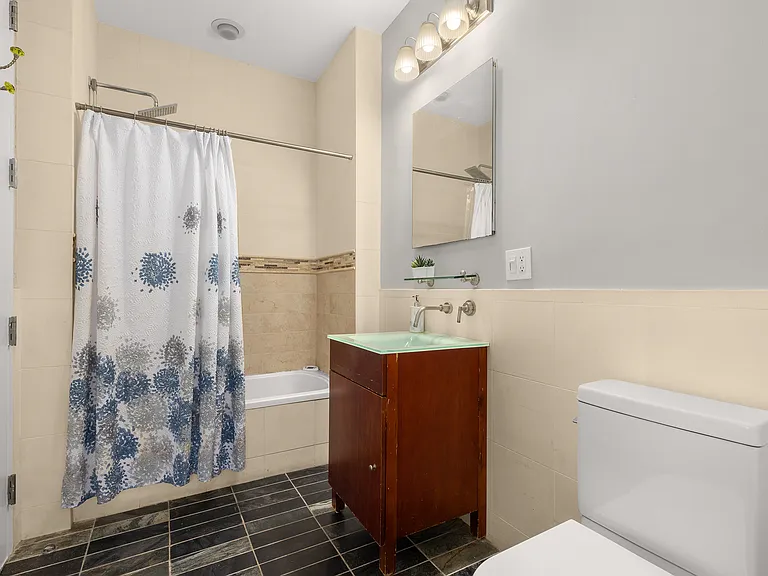 552 W 43rd St #PHB — Photo 9