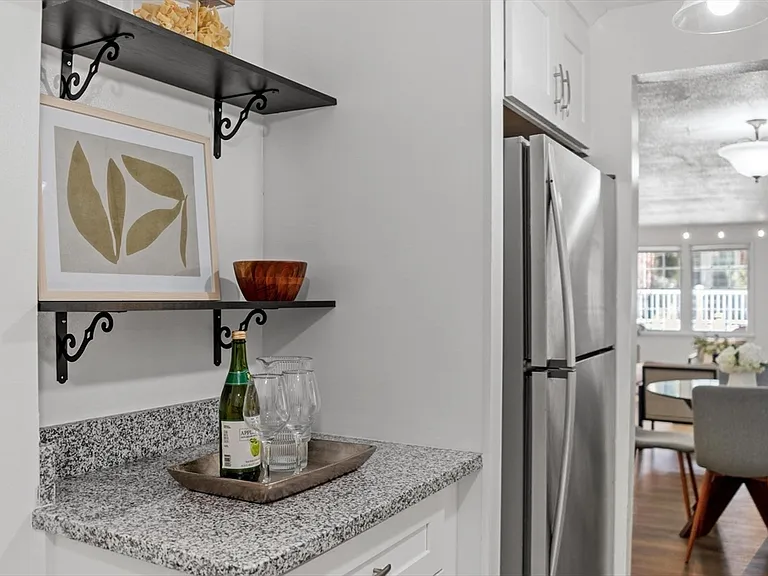 5 Elm St #1 — Photo 14