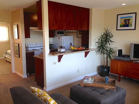 2nd image of 3769 32nd Street # 5 Fl 2nd