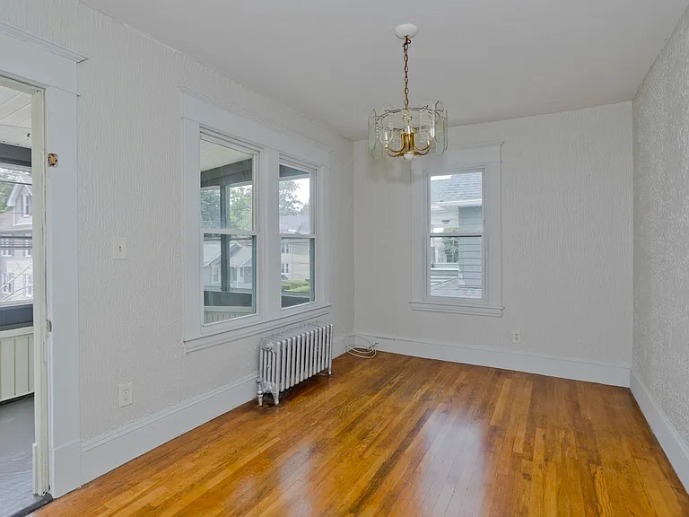 111-115 Groveland St #2 — Photo 11