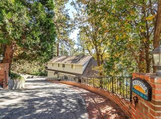28103 N Shore Rd, Lake Arrowhead, CA 92352