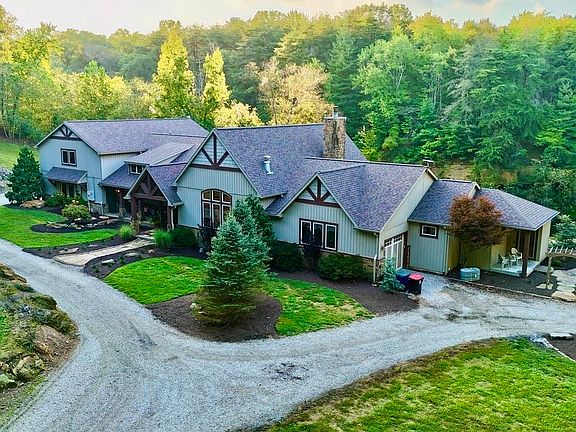3rd image of 1644 Hunsaker Rd