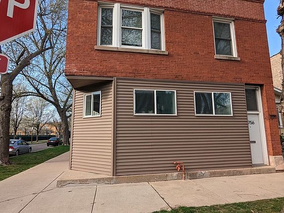 2nd image of 3756 W Windsor Ave