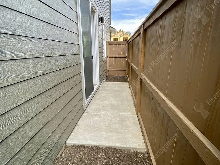 3035 NE Red Jasper Pl — Photo 29
