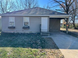 3000 W Lynn St, Springfield, MO 65802