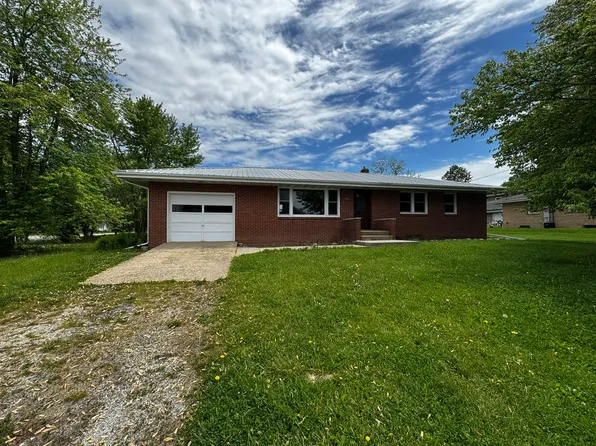 428 Noland Dr, Elliott, IL 60933