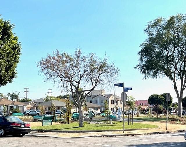 New City walking trail Park across the street from Apt building